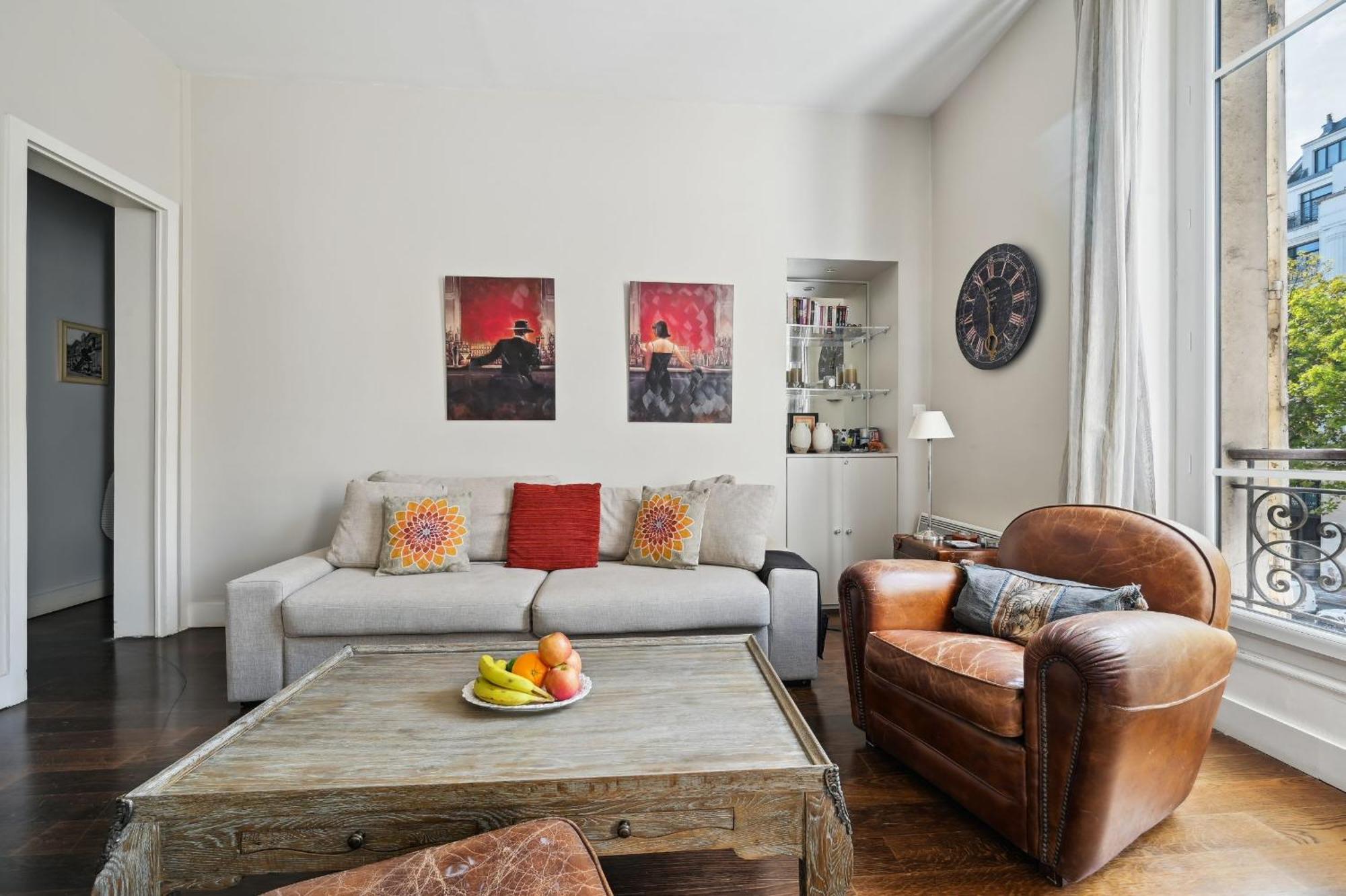 Champs-Elysees & Arc De Triomphe - Cityapartmentstay Paris Exterior photo